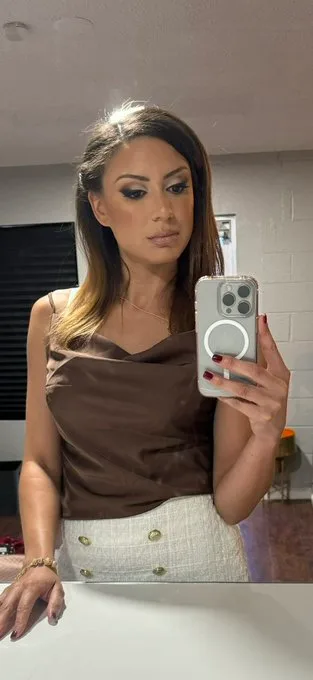 sarha vivine escort Düsseldorf